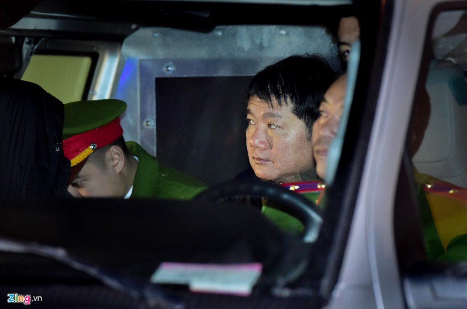 Những khoảnh khắc trong 10 ngày xét xử ông Đinh La Thăng và 21 bị cáo